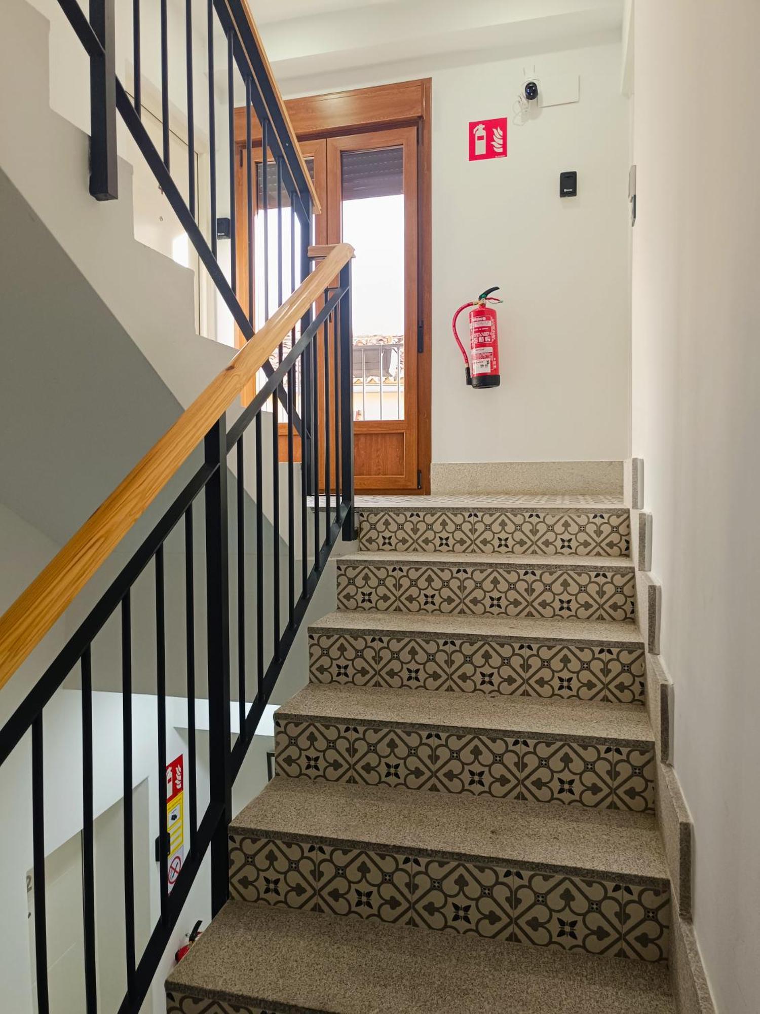 Al-Qazeres Suites Caces 外观 照片